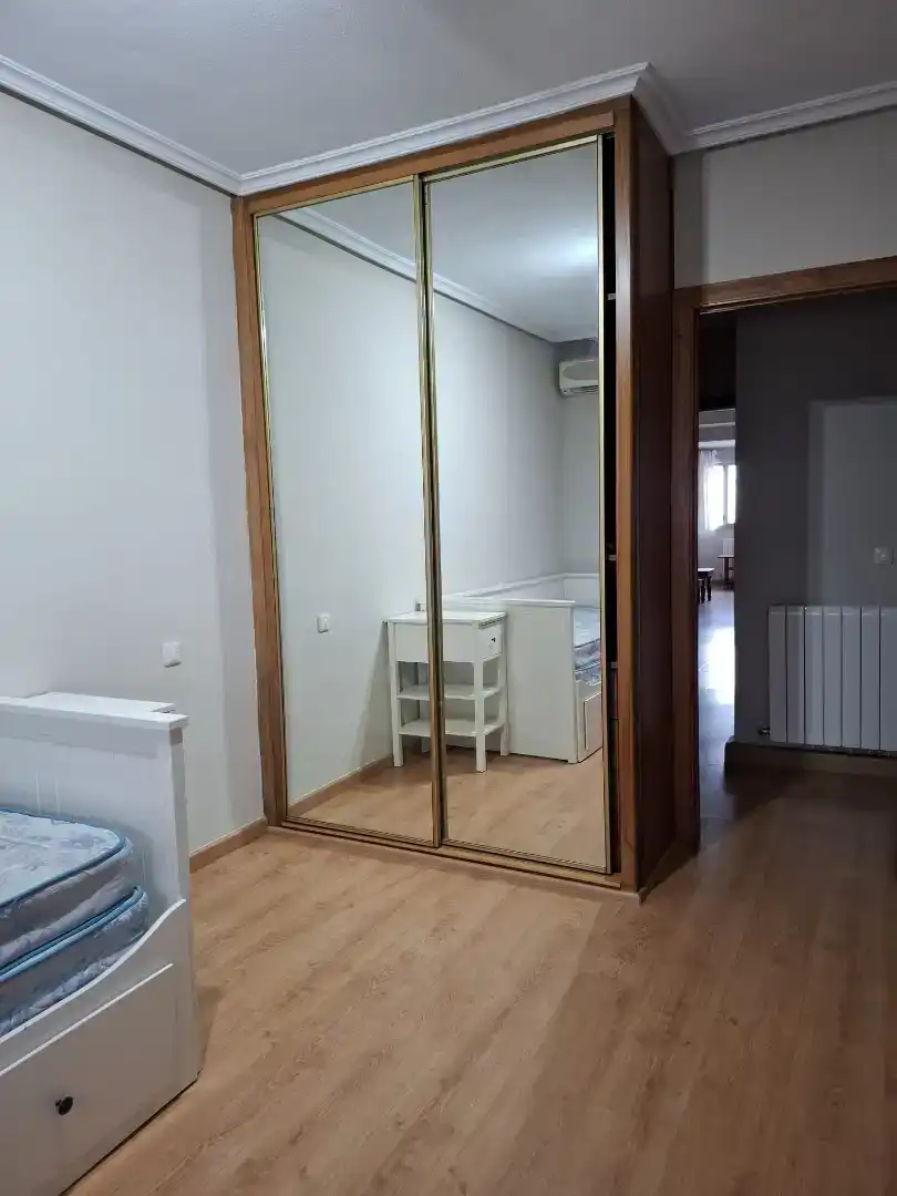 Schlafzimmer von Maisonette zur Miete in Cáceres Capital mit Klimaanlage