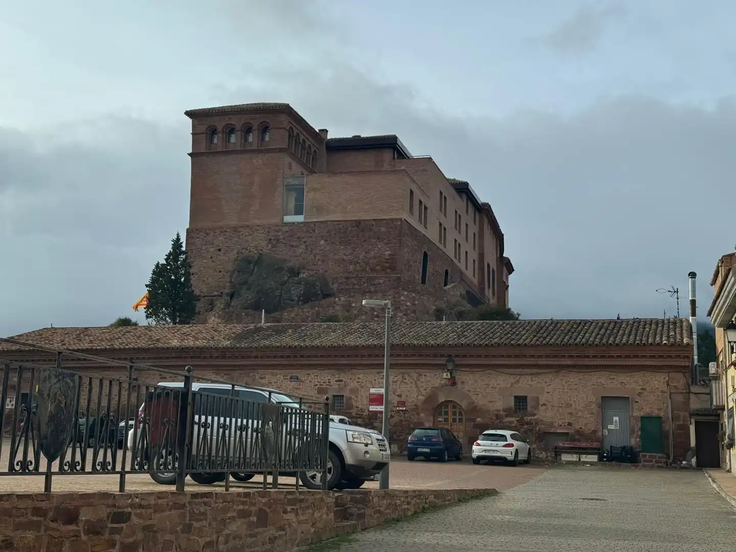 Vista exterior de Piso de alquiler en Illueca con Calefacción