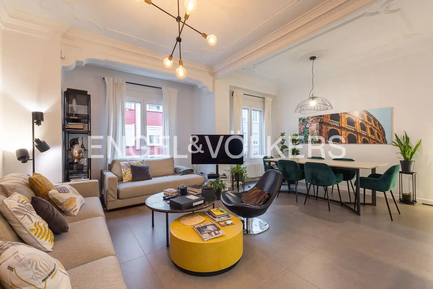 Piso con ascensor en venta en Carrer de Marvà