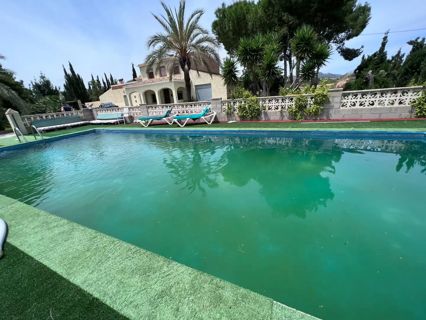 Chalet con piscina en venta en Partida E73