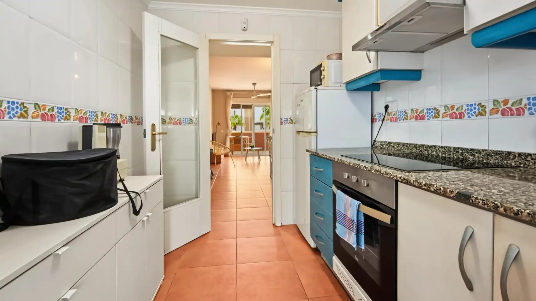 Cocina de Apartamento en venta en Dénia con Aire acondicionado, Calefacción y Jardín privado