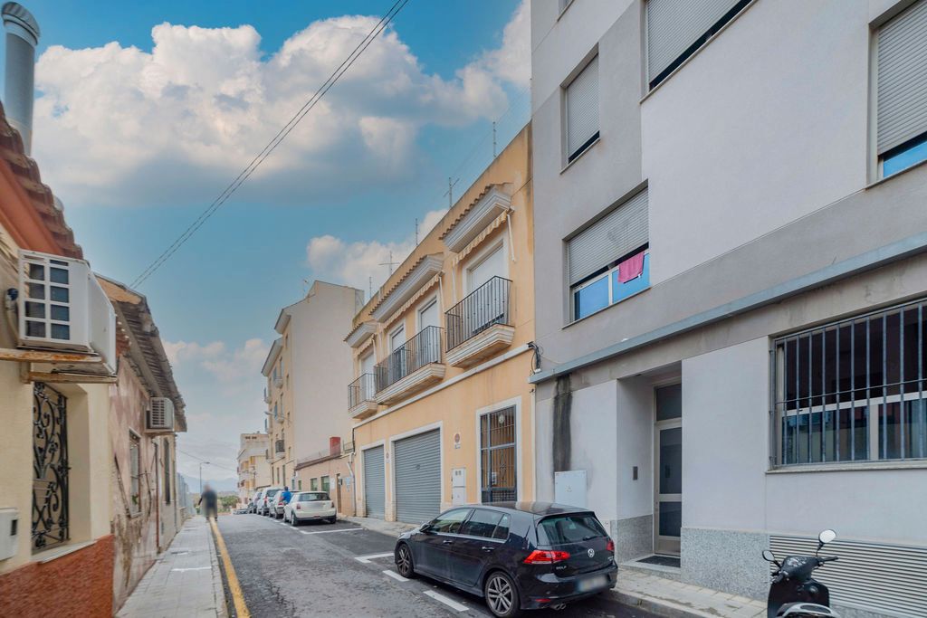 Vista exterior de Pis en venda en Alicante / Alacant