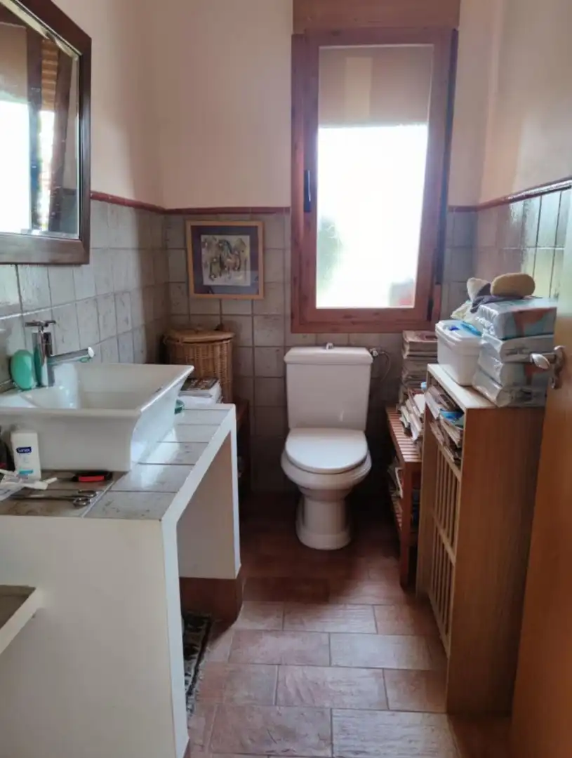 Bany de Finca rústica en venda en Caravaca de la Cruz amb Jardí privat, Piscina i Moblat
