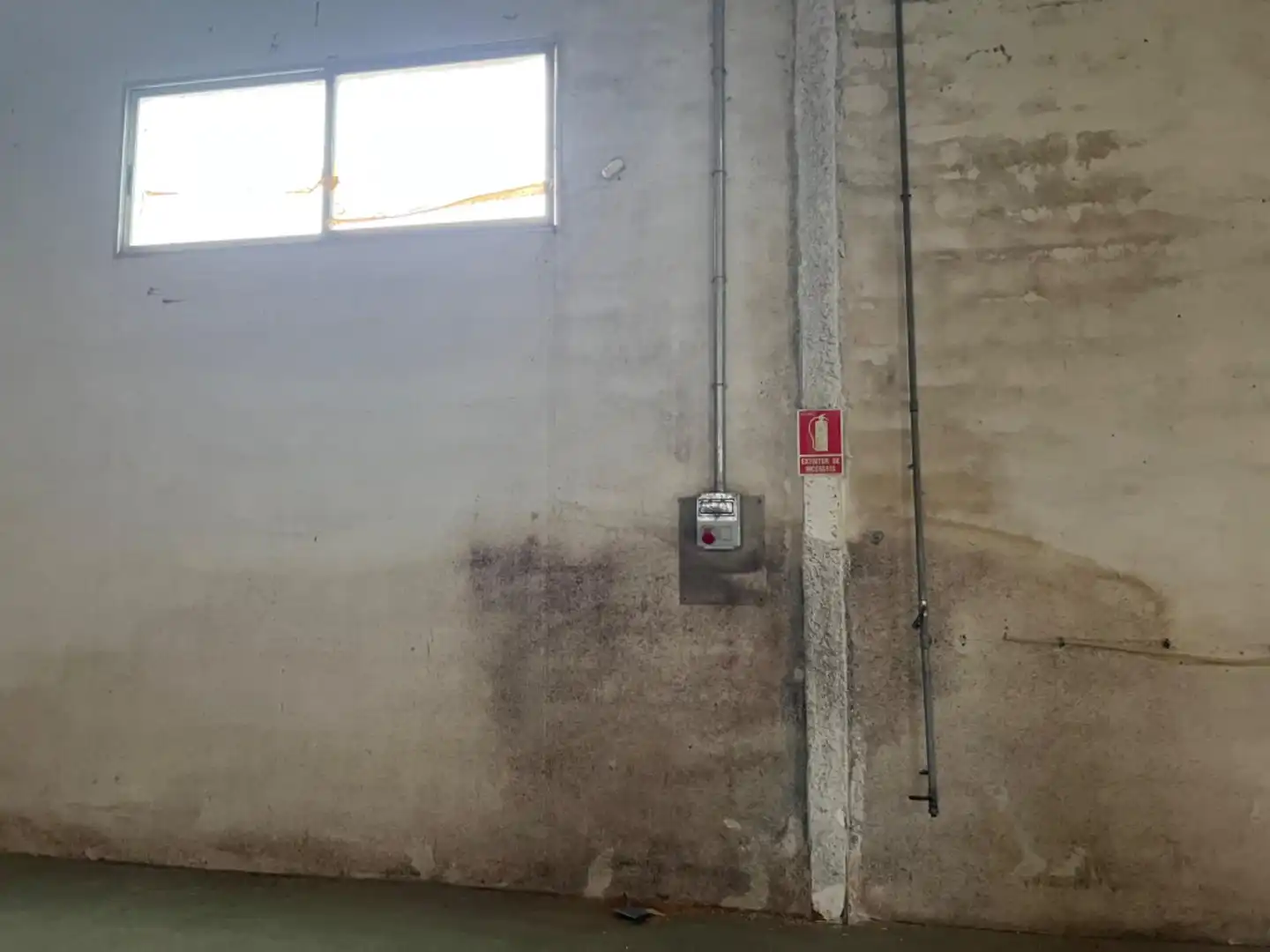 Aparcament de Nau industrial en venda en Sollana