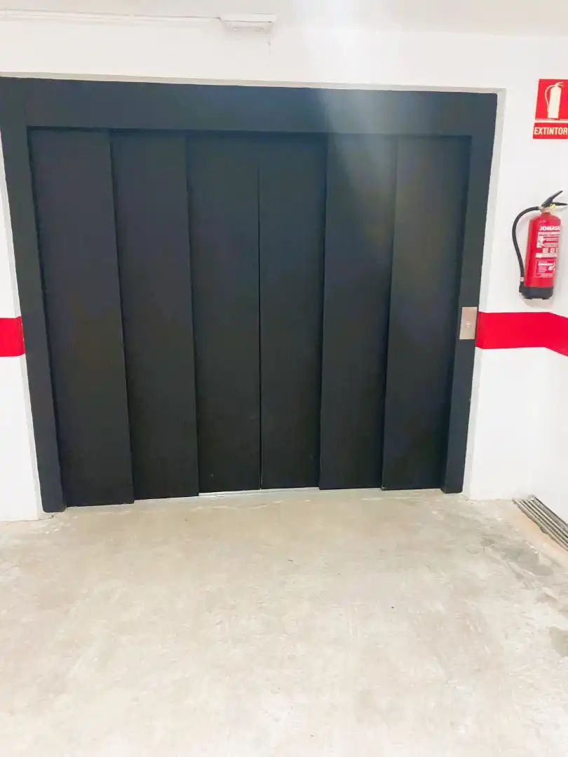 Vista exterior de Garatge en venda en Benicasim / Benicàssim