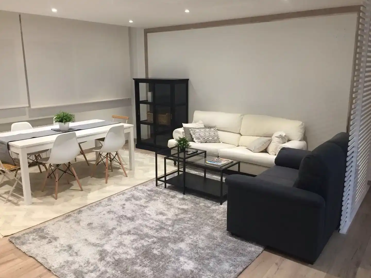 Wohnzimmer von Wohnung zur Miete in Fuencarral - El Pardo