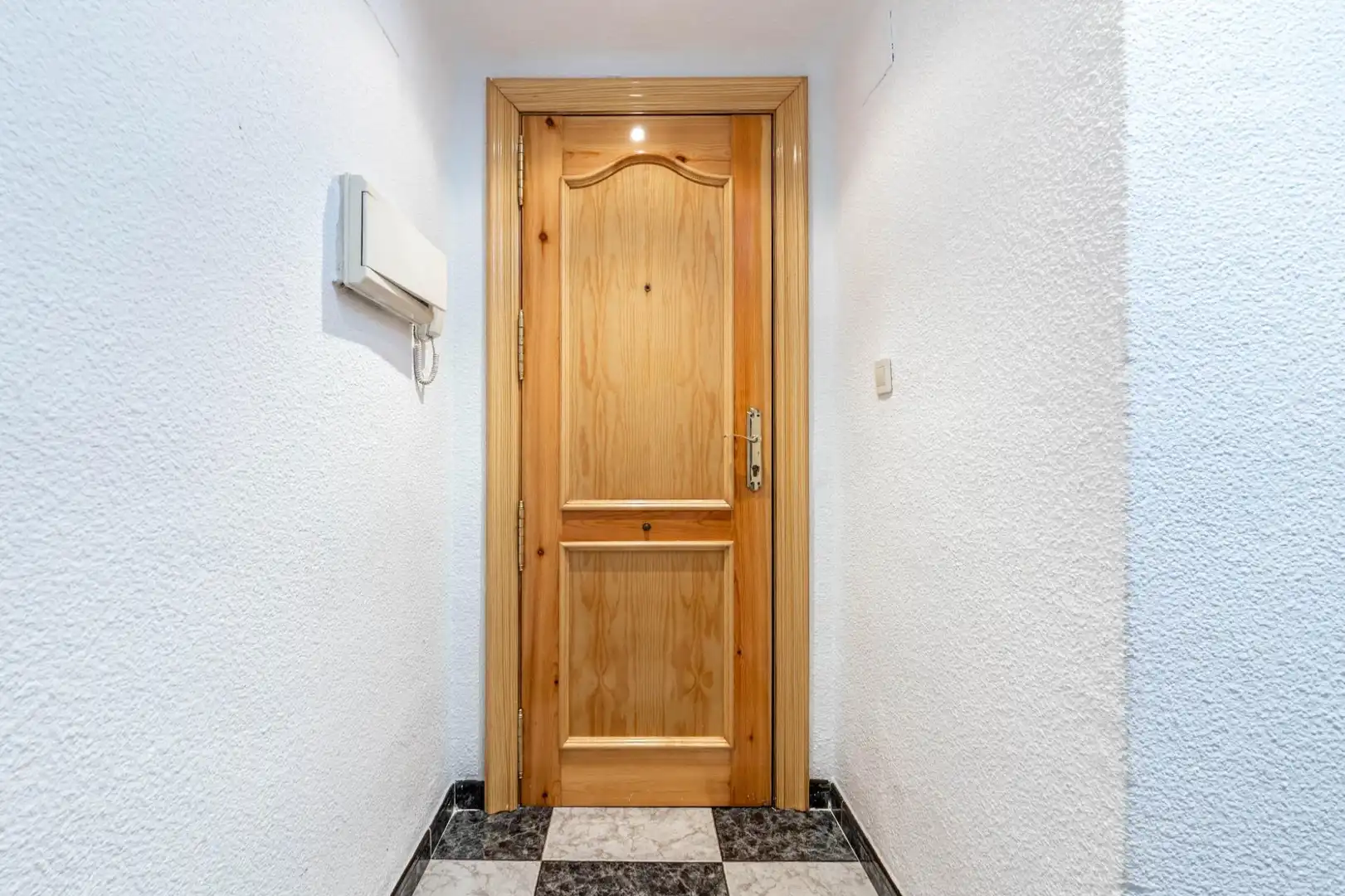 Flat for sale in Granada  with Balcony