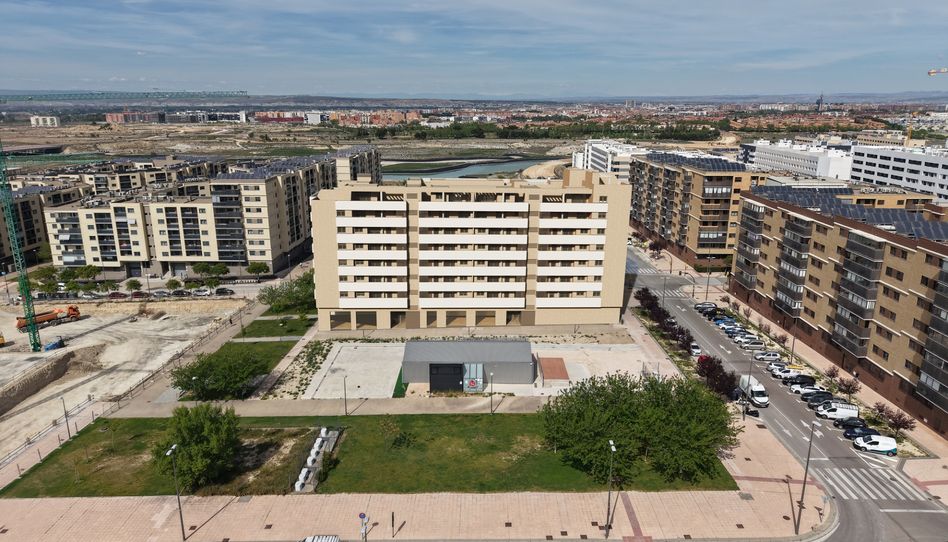 Foto 1 de Piso en venta en Arcosur, Zaragoza