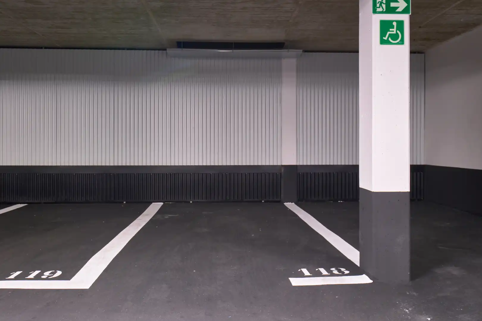 Parkplatz von Wohnung zur Miete in Madrid mit Klimaanlage, Terrasse und Abstellraum