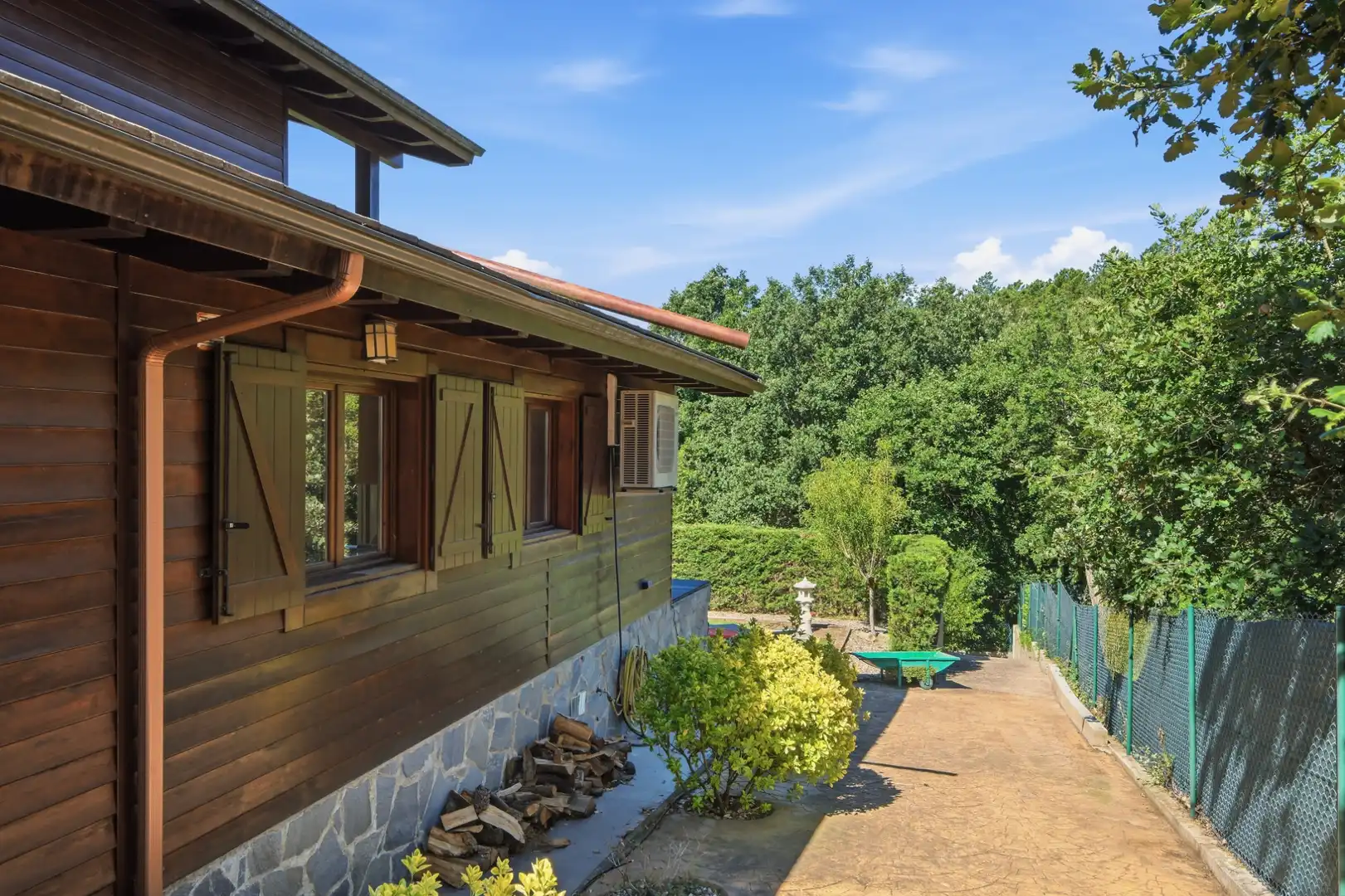 Außenansicht von Haus oder Chalet zum Verkauf in Vidreres mit Klimaanlage, Heizung und Privatgarten