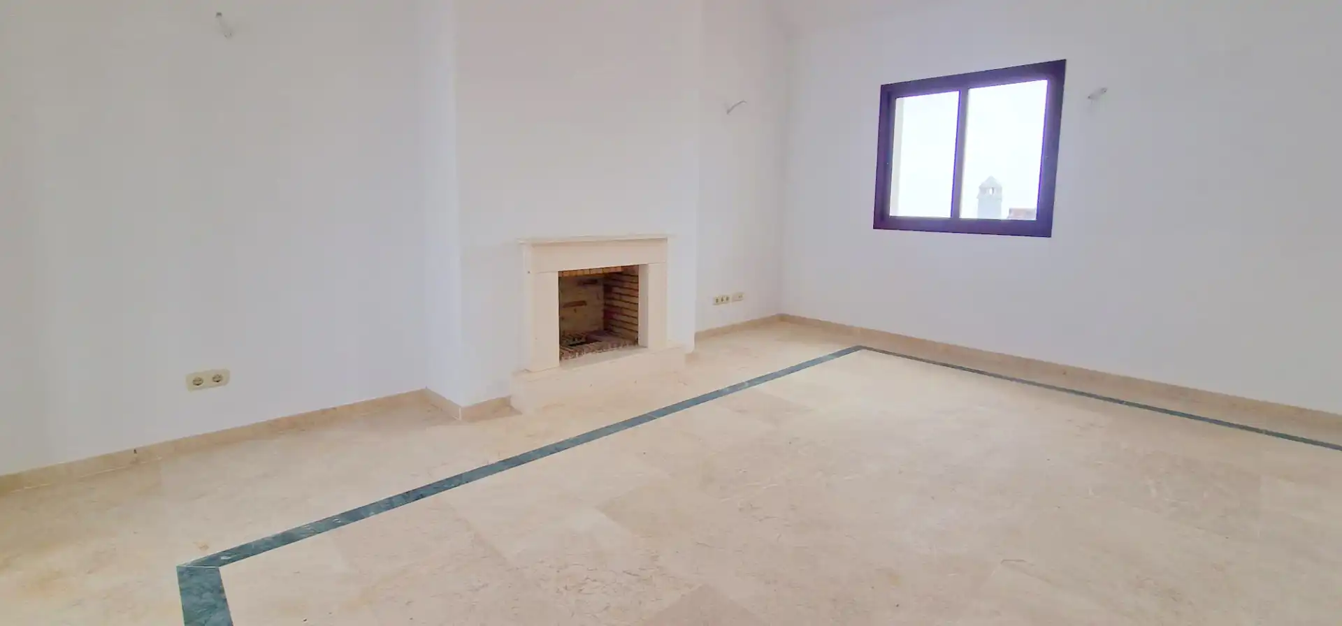 Sala de estar de Casa adosada en venta en Casares con Jardín privado y Terraza