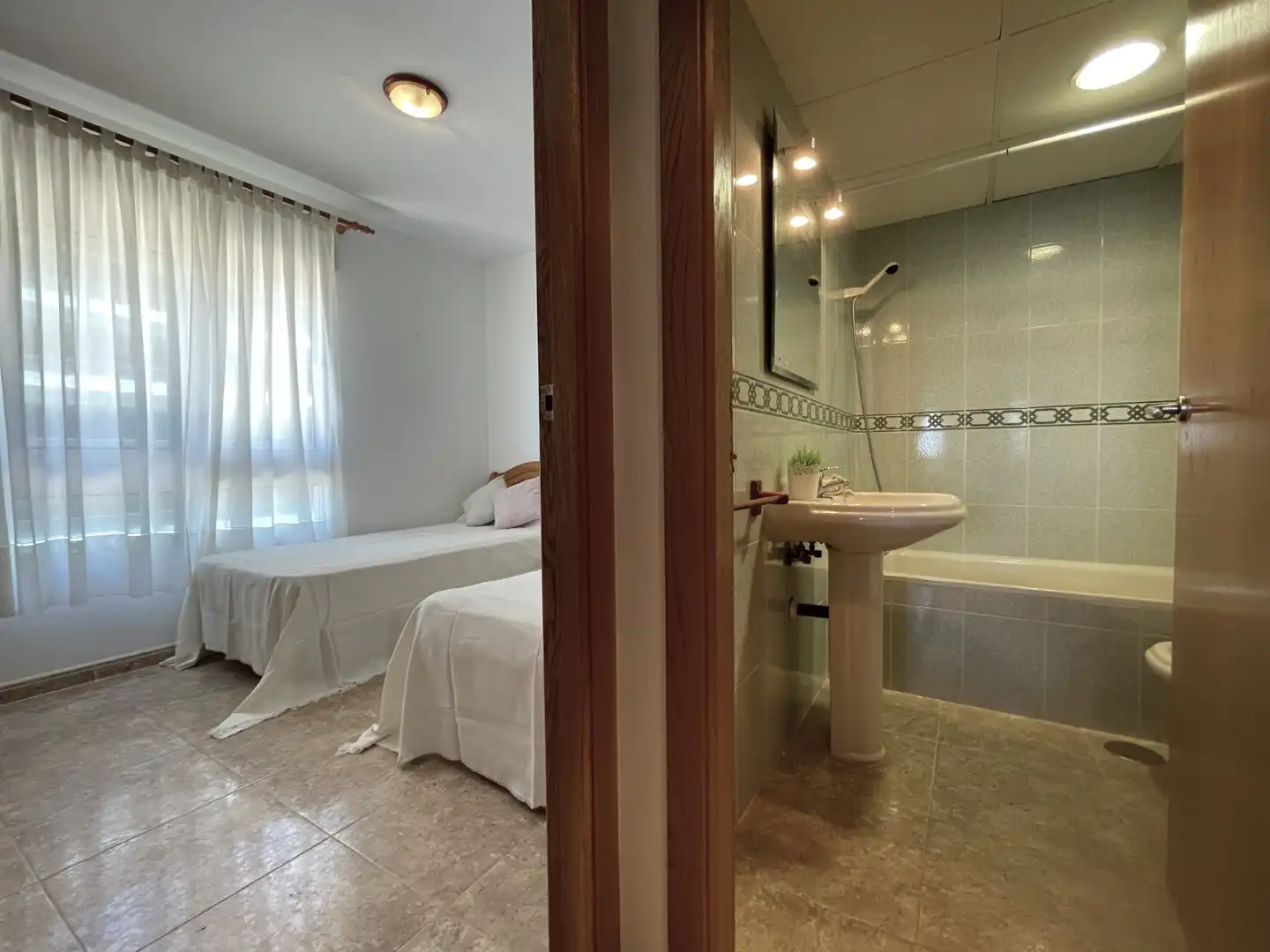 Schlafzimmer von Wohnung zum Verkauf in La Manga del Mar Menor mit Klimaanlage, Terrasse und Möbliert