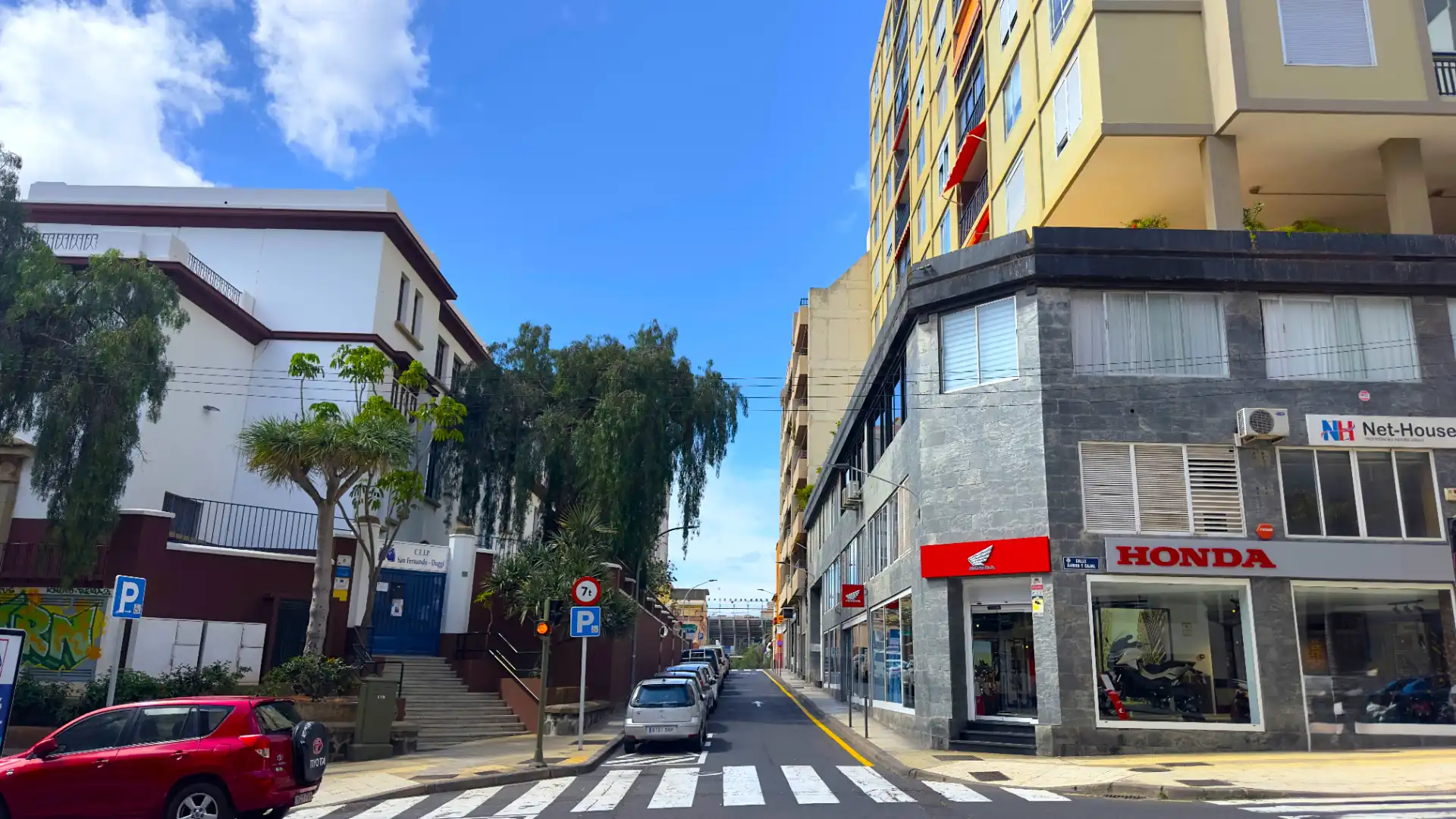 Vista exterior de Oficina en venda en Santa Cruz de Tenerife amb Aire condicionat i Internet