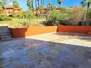 Casa aparellada en venda a Calle Nueva Atalaya 37