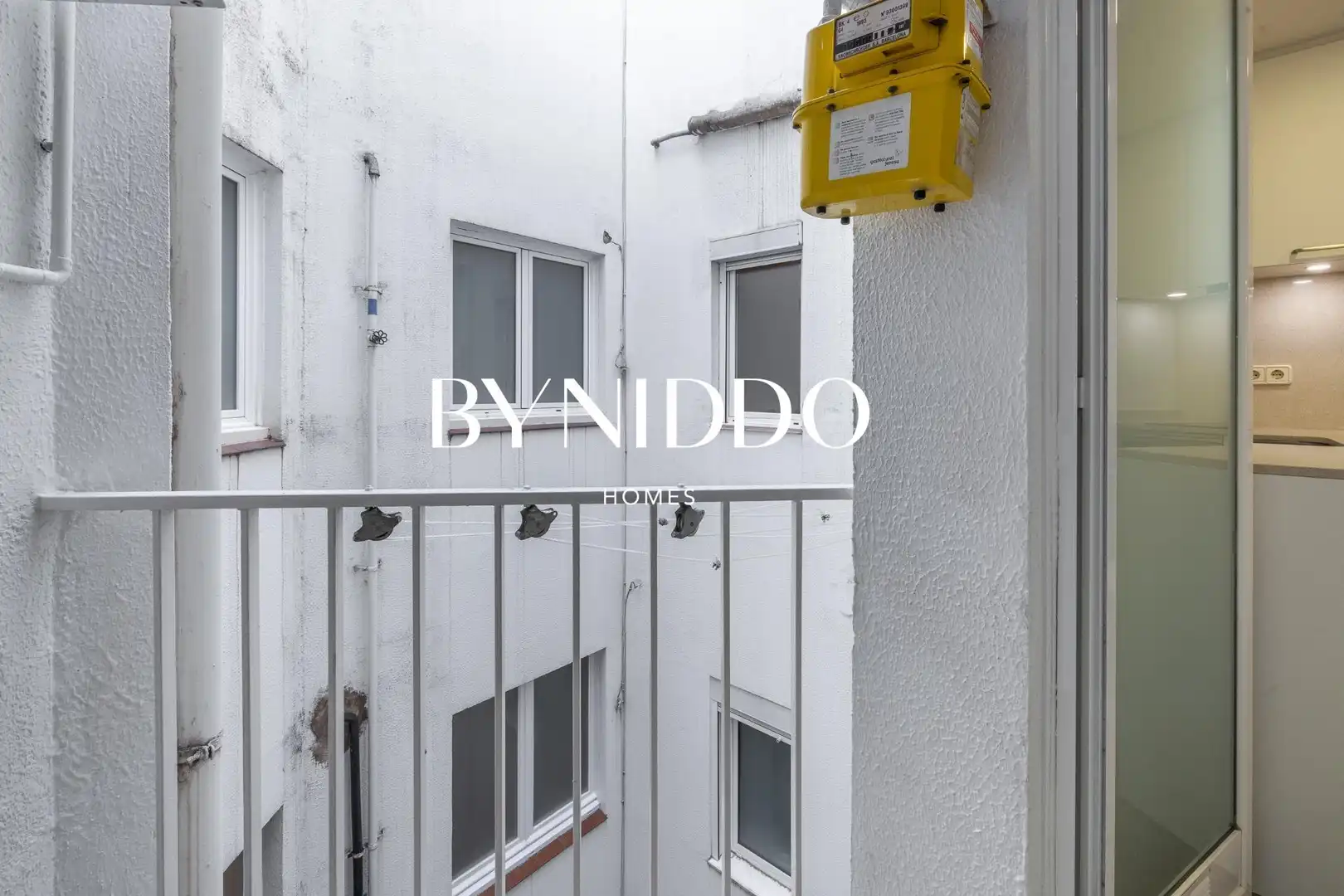 Balcony of Flat for sale in Sant Cugat del Vallès  with Air Conditioner, Heating and Parquet flooring