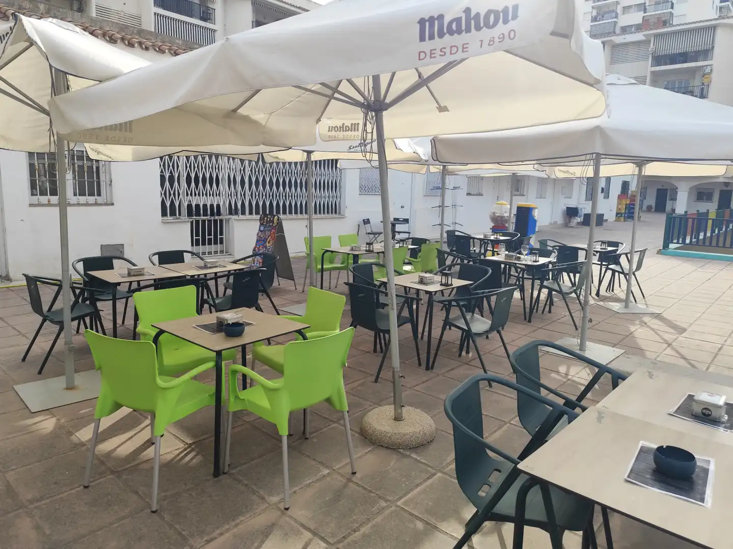Local comercial en traspaso en Avenida Antonio Machado 82, imagen 7