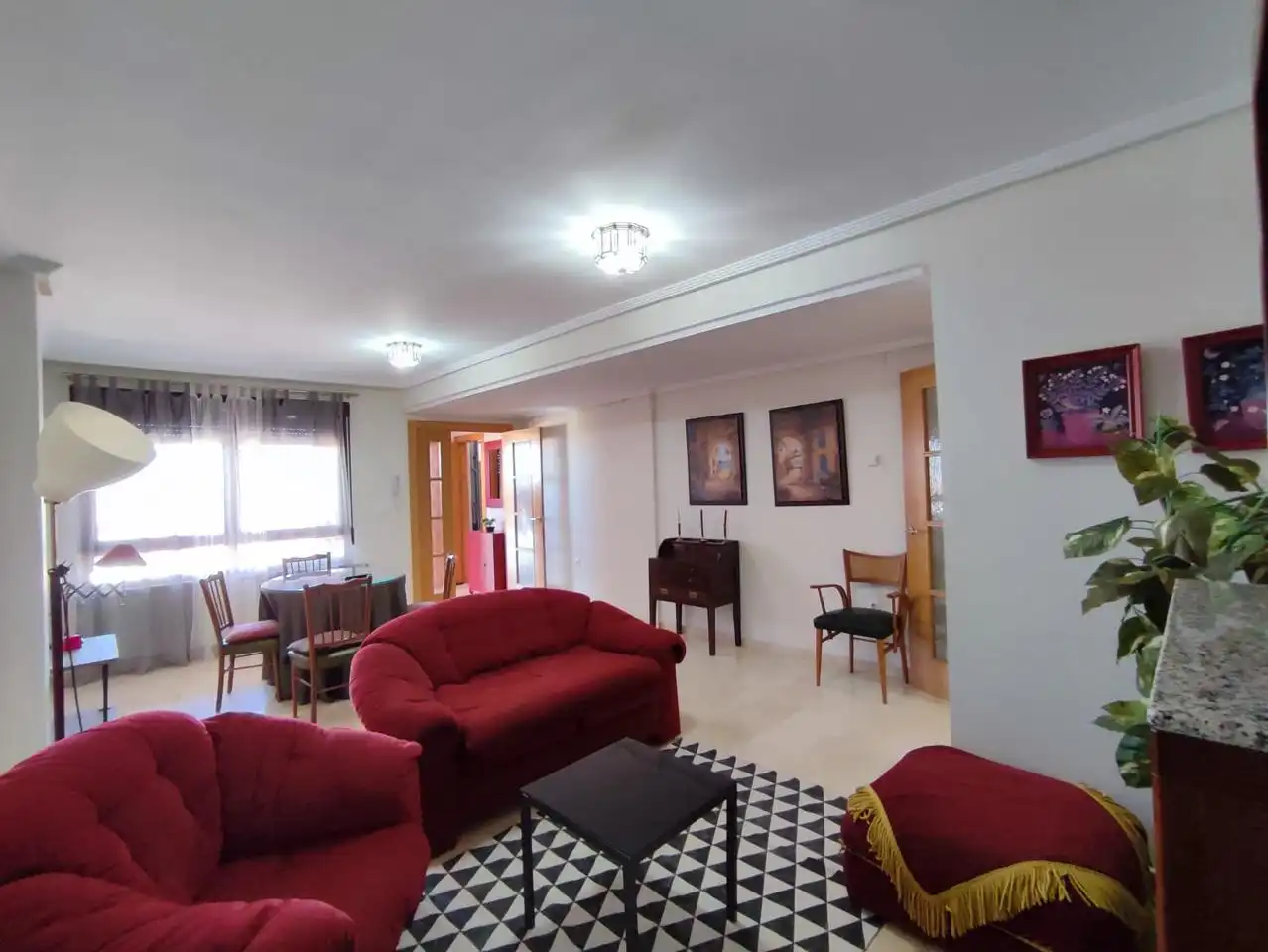 Sala de estar de Casa adosada en venta en Casas de Juan Núñez con Calefacción, Jardín privado y Terraza