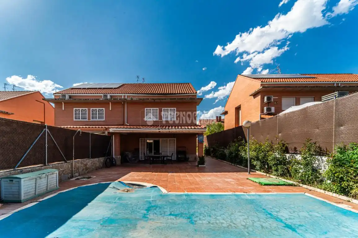Jardín de Casa adosada en venta en Rivas-Vaciamadrid con Aire acondicionado, Calefacción y Jardín privado