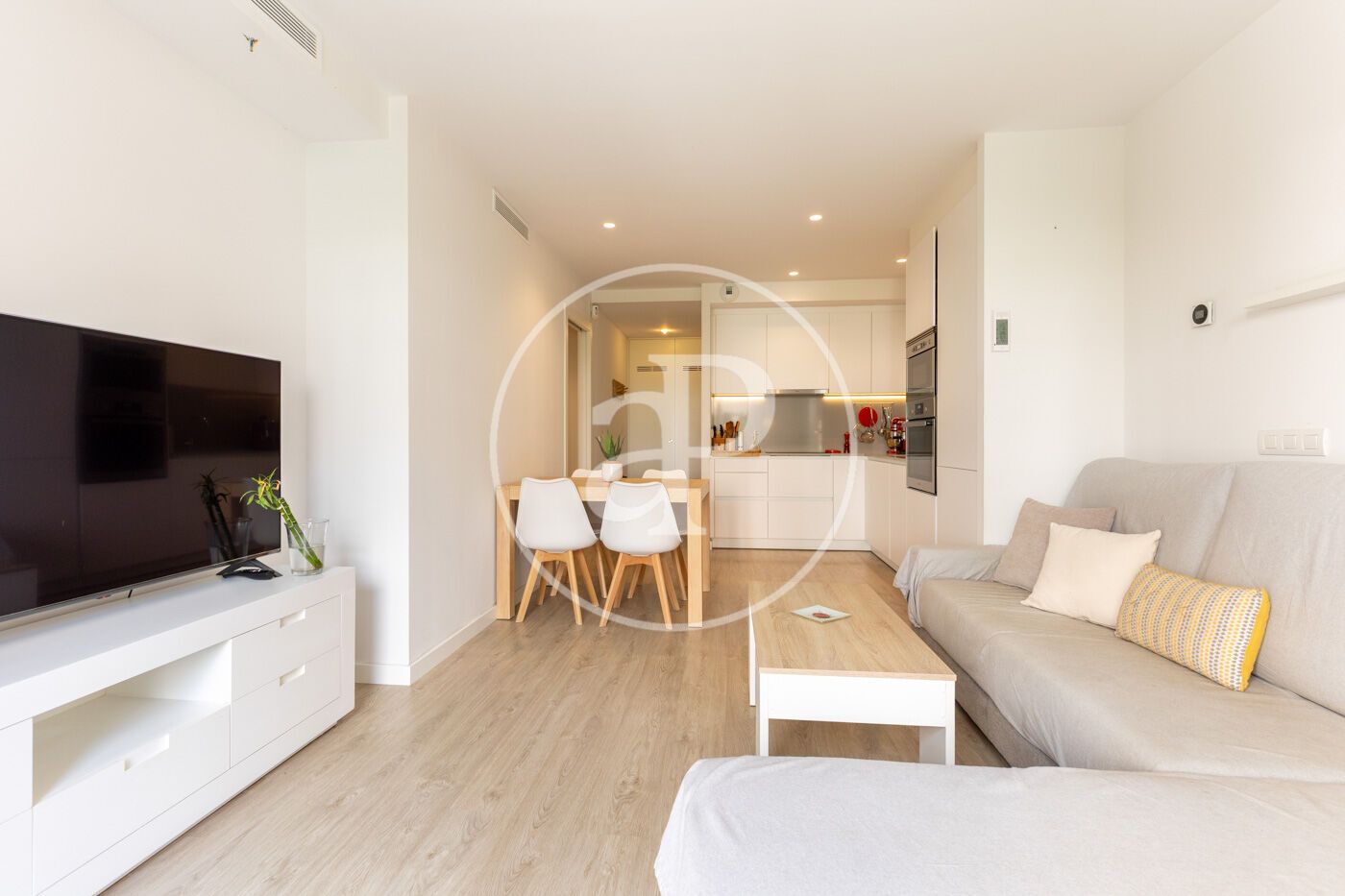 Living room of Flat for sale in Sant Cugat del Vallès  with Air Conditioner, Heating and Terrace