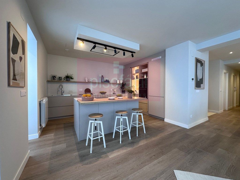 Cocina de Piso en venta en Lugo Capital