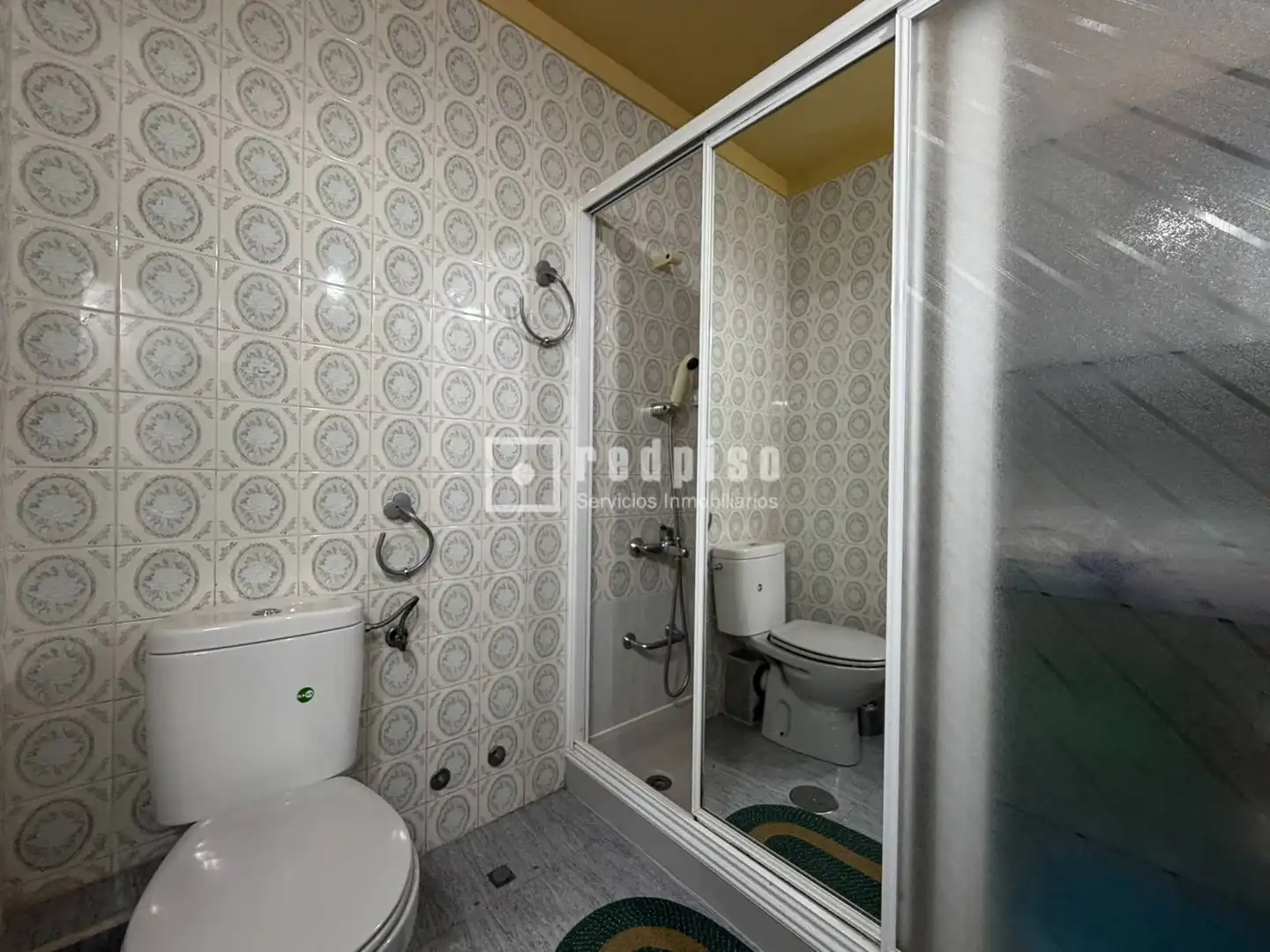 Bathroom of Flat for sale in Madrid