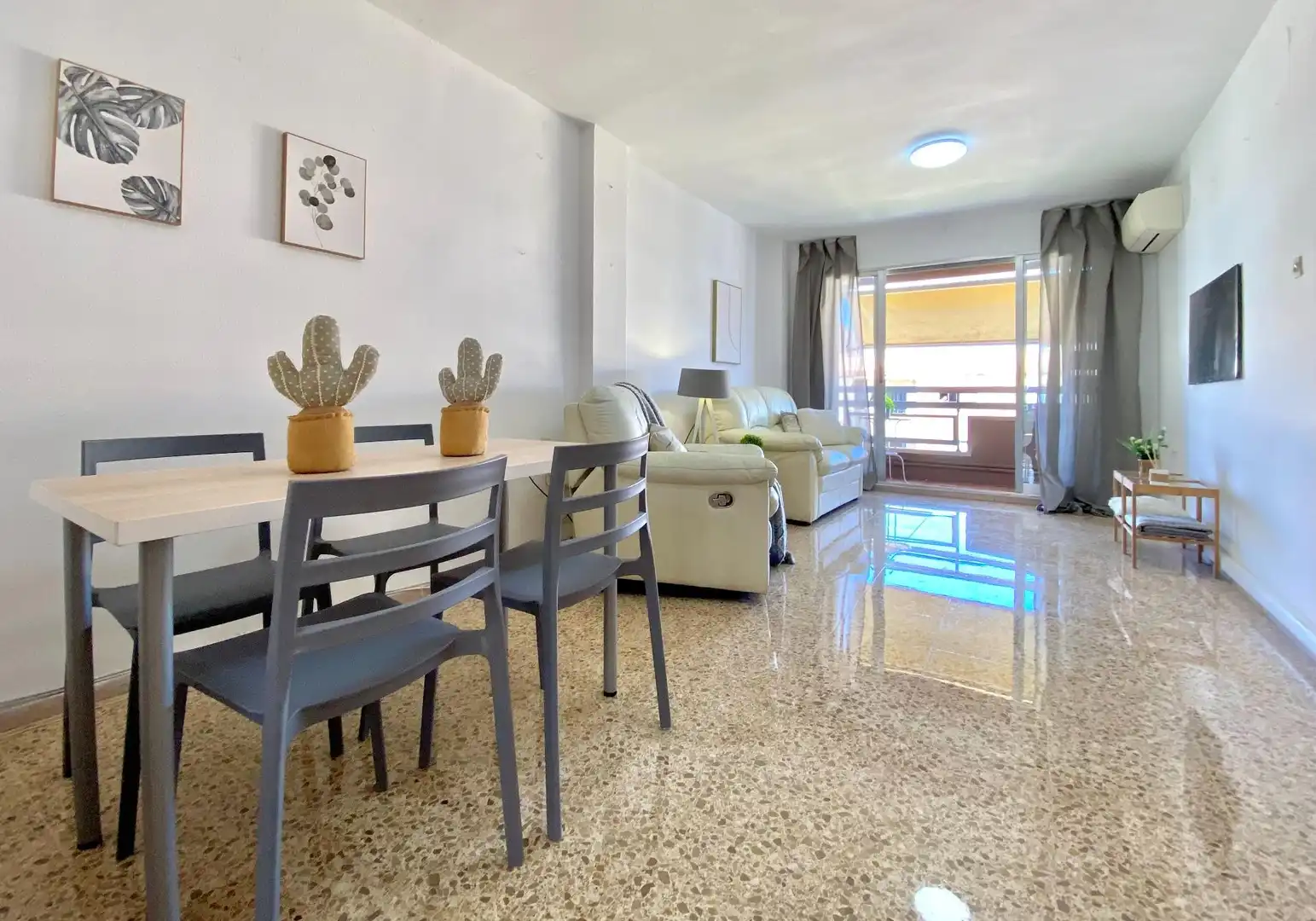 Piso en venta en Calle DR VICENTE ZARAGOZA, 64, Barrio de Benimaclet