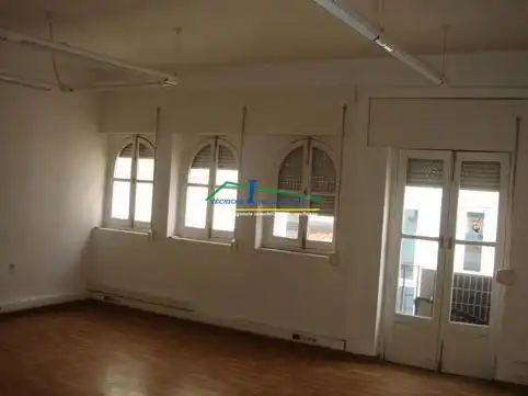 Oficina de alquiler en Centro