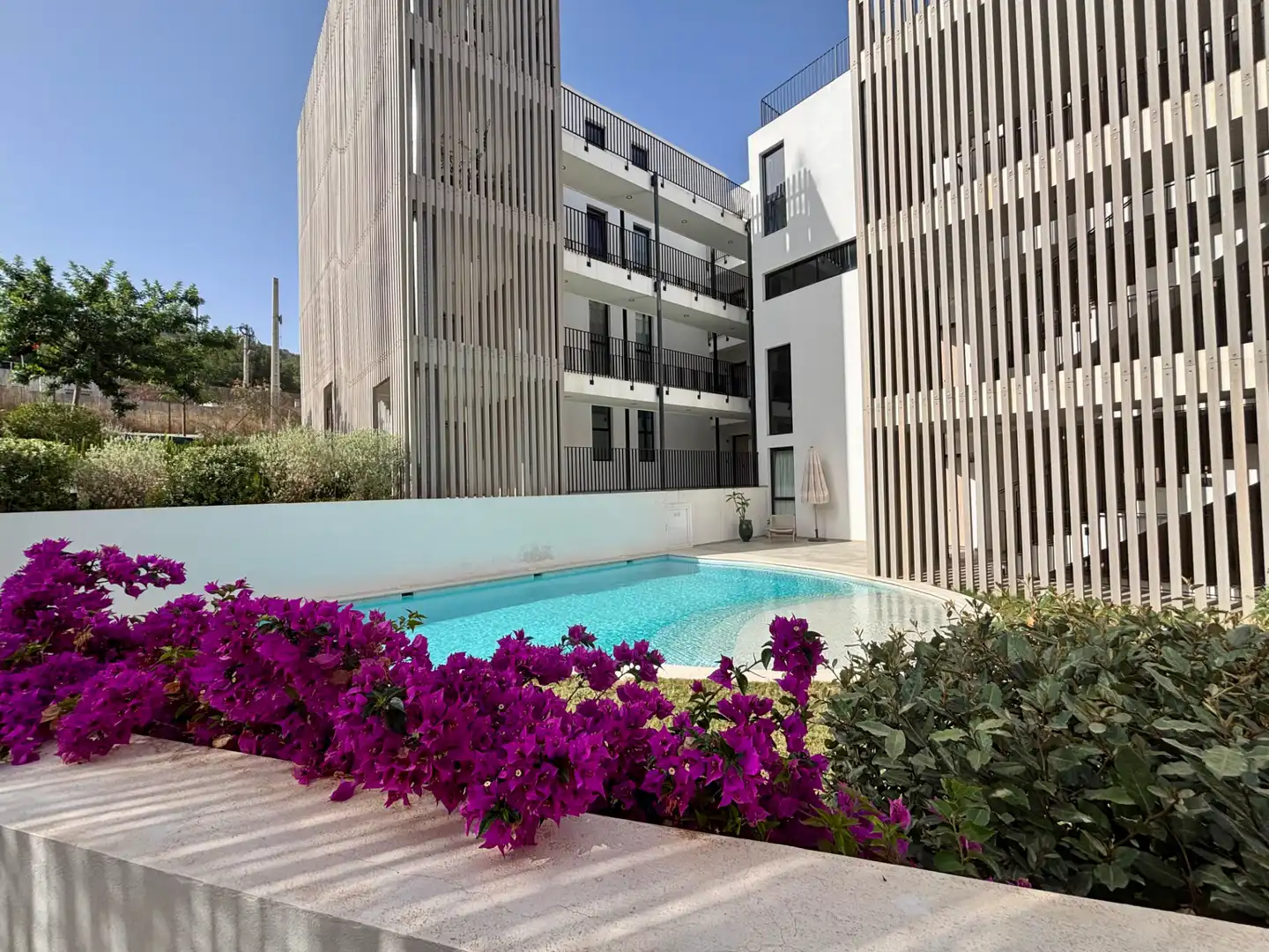Vista exterior de Pis en venda en Santa Eulària des Riu amb Aire condicionat, Calefacció i Terrassa