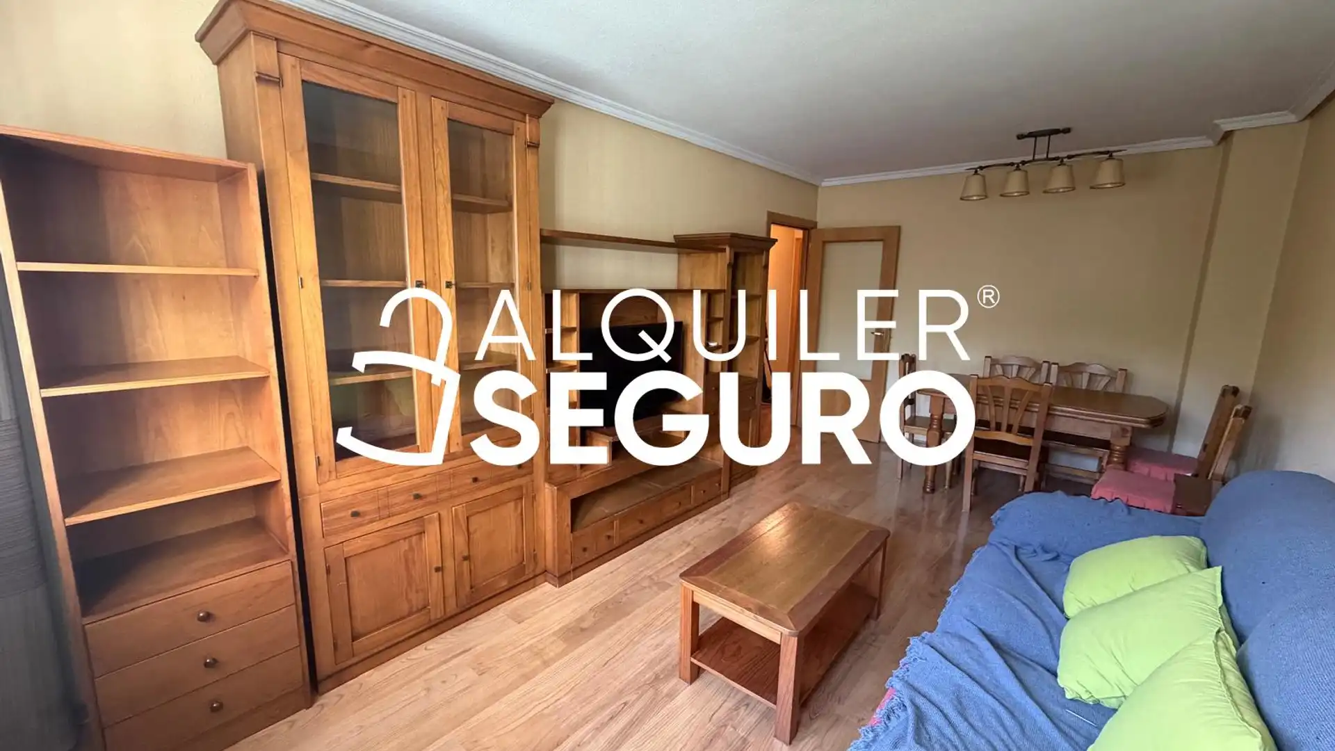 Piso de alquiler en Camilo Jose Cela, Prado Santo Domingo - Ensanche