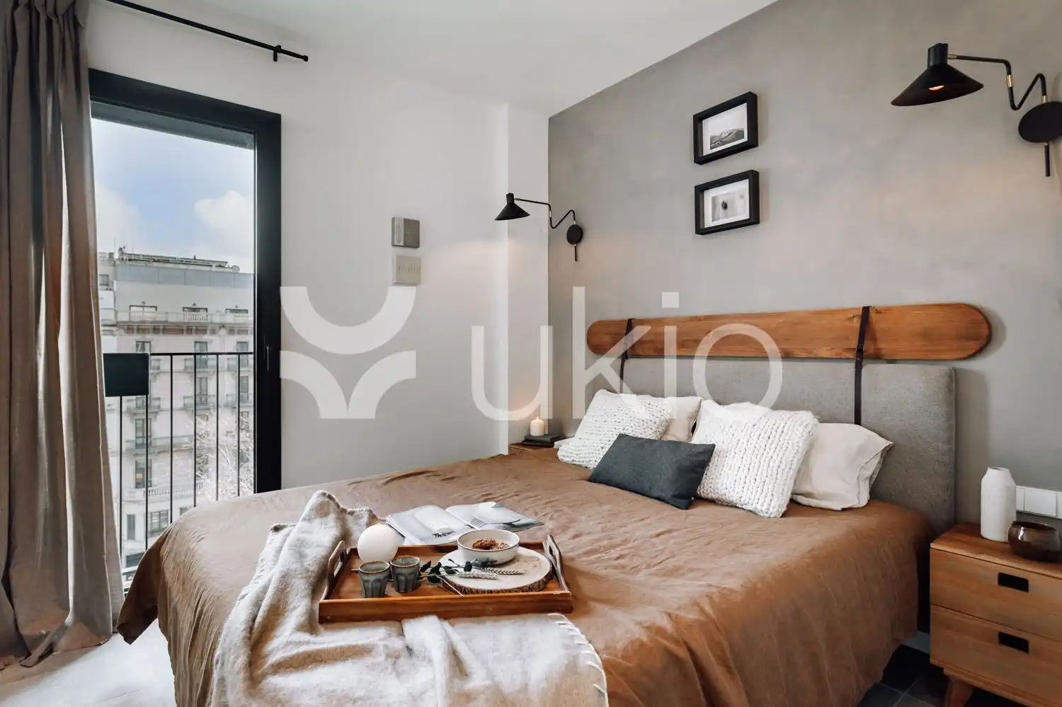 Schlafzimmer von Wohnungen zur Miete in Barcelona mit Klimaanlage, Möbliert und Ofen