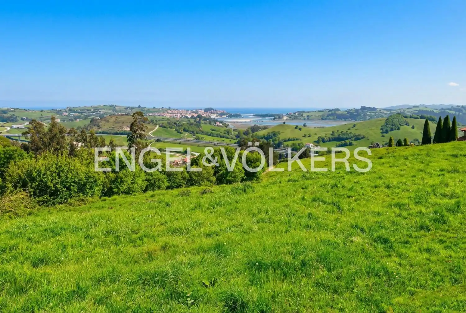 Country house zum Verkauf in San Vicente de la Barquera mit Heizung und Privatgarten