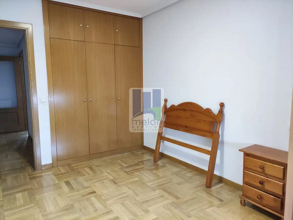 Dormitori de Pis en venda en Burgos amb Traster