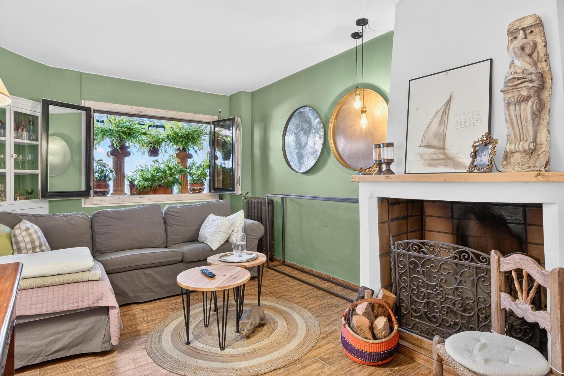 Single-family semi-detached for sale in  Carrer del Castell, 49