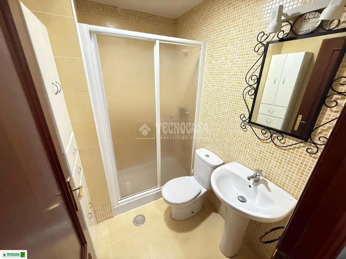 Baño de Piso en venta en Ciudad Real con Calefacción
