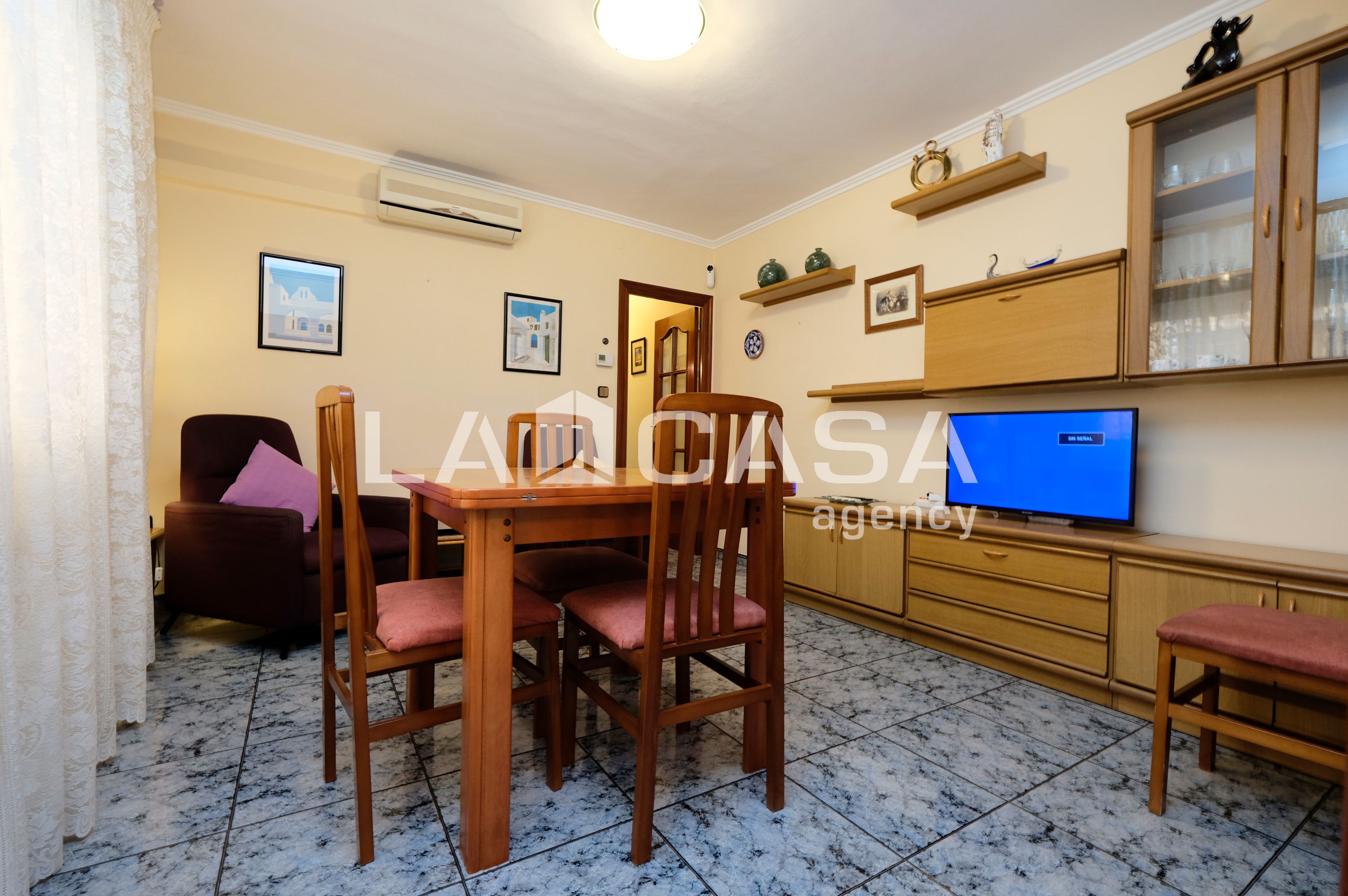 Flat for sale in  Barcelona Capital  with Heating