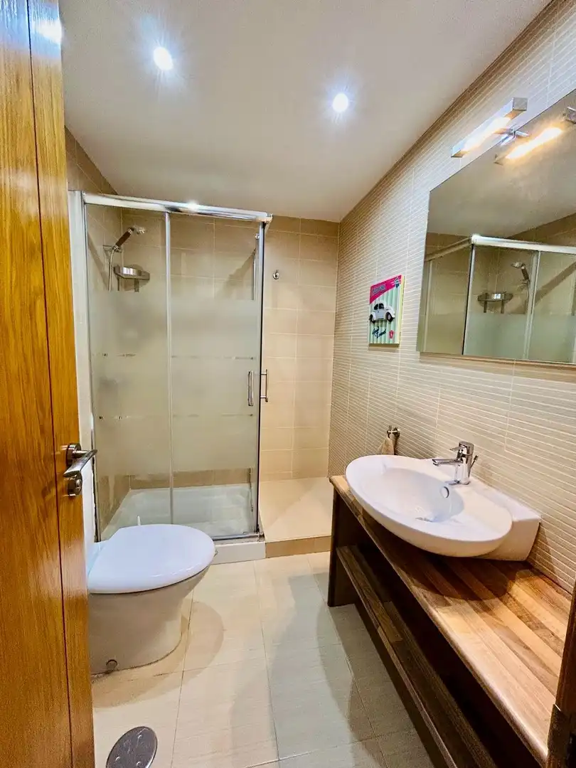 Badezimmer von Wohnung zum Verkauf in Málaga mit Klimaanlage, Heizung und Terrasse
