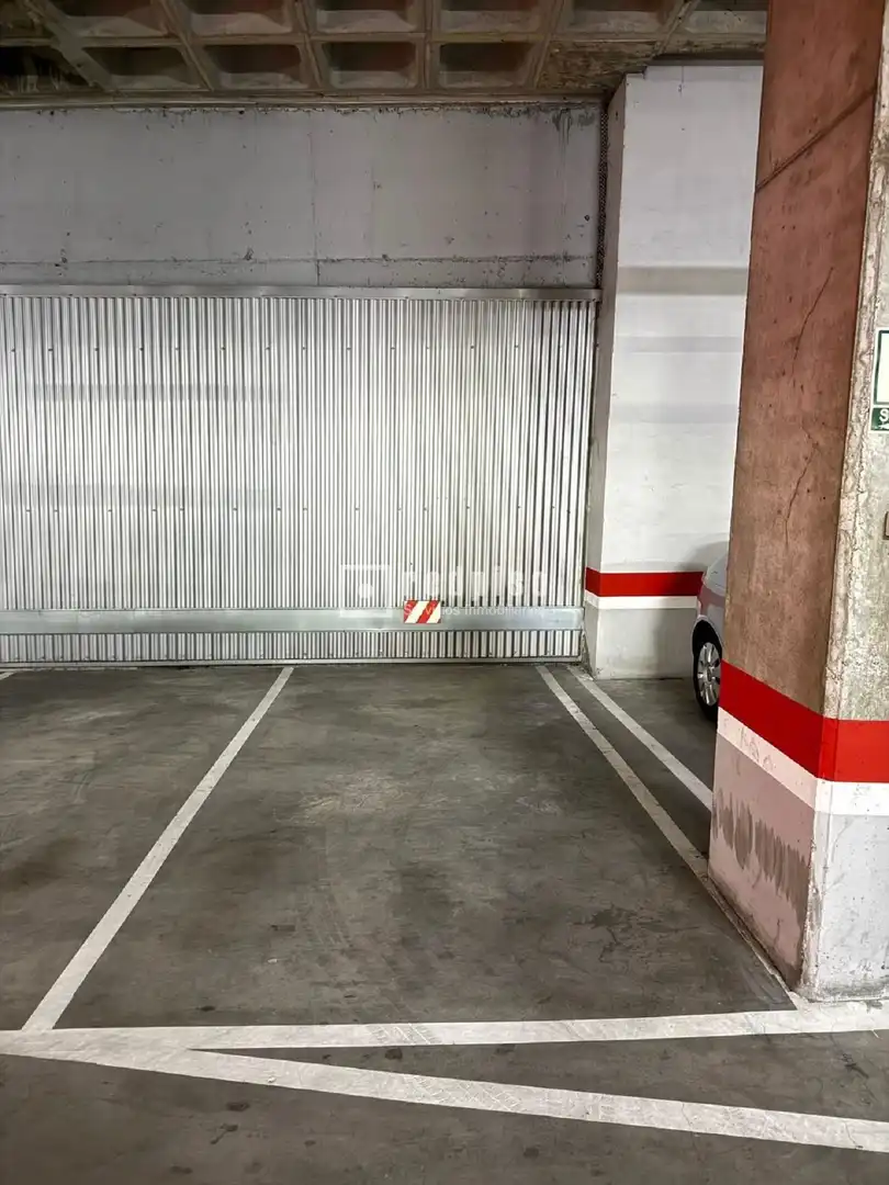 Parking de Garaje de alquiler en Ensanche