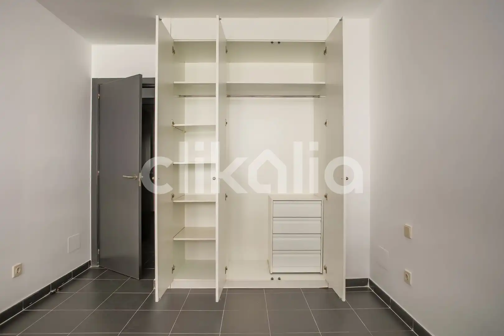 Habitación de Piso en venta en Colmenar Viejo con Calefacción, Trastero y Piscina