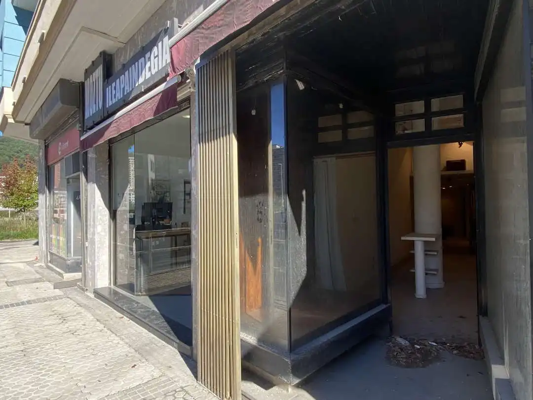 Local comercial en venda a Alcalde J. Elosegi Hiribidea 131, imagen 5