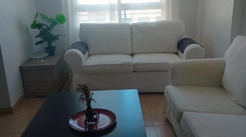 Foto 3 de Piso de alquiler en Centro - Muelle Pesquero, Torrevieja