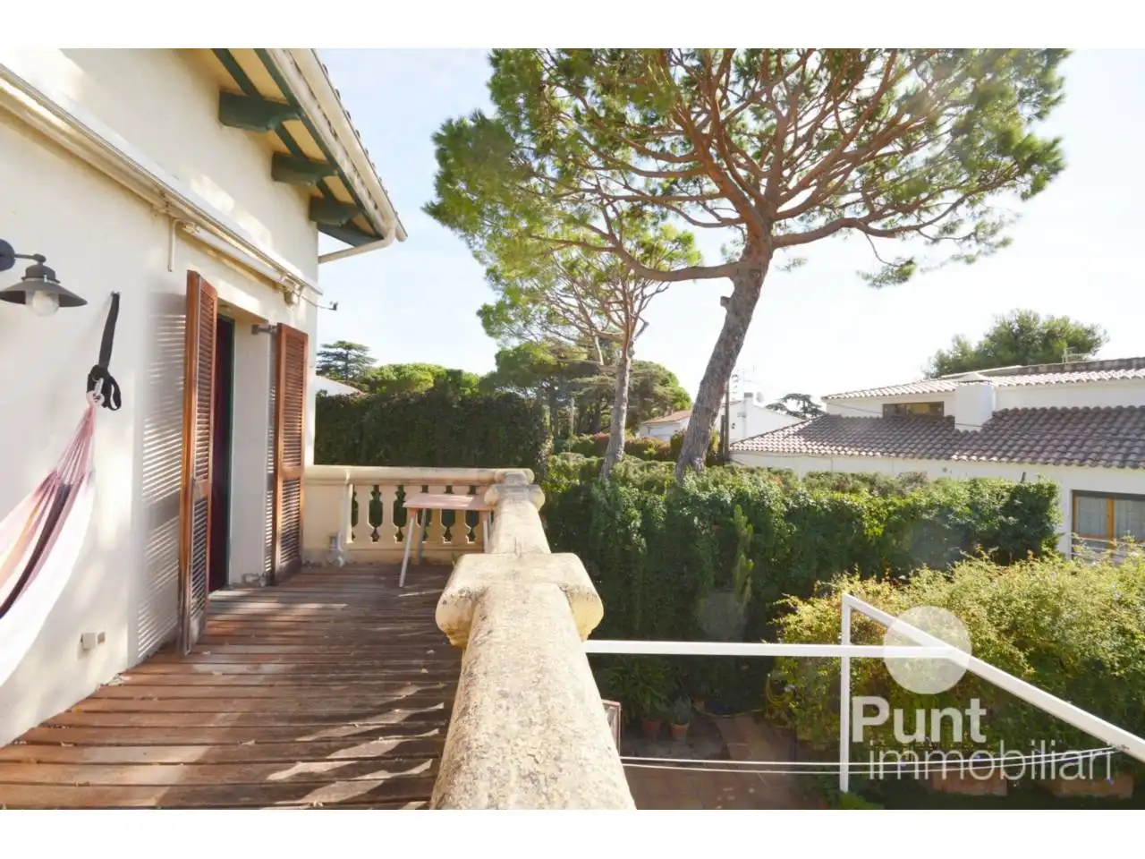 Vista exterior de Casa o chalet en venta en Premià de Dalt con Calefacción, Jardín privado y Parquet