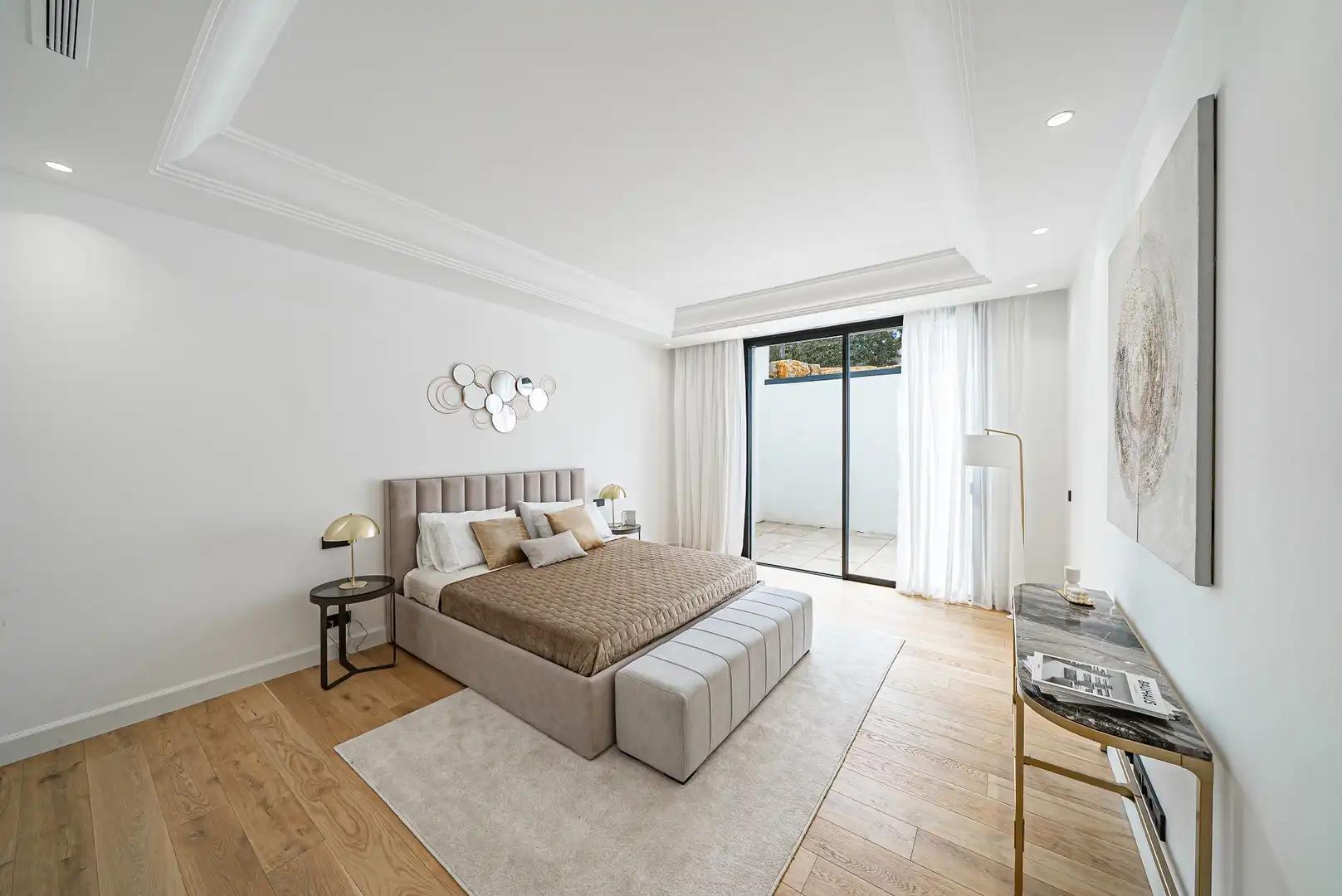 Chalet con piscina en venta en Milla de Oro, imagen 16