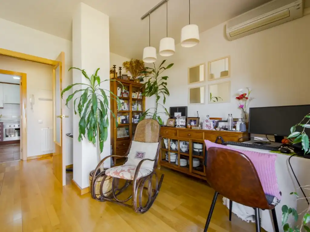 Sala d'estar de Pis de lloguer en Madrid amb Jardí privat, Terrassa i Piscina