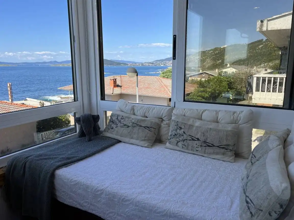 Habitación de Finca rústica de alquiler en Baiona con Jardín privado, Terraza y Piscina