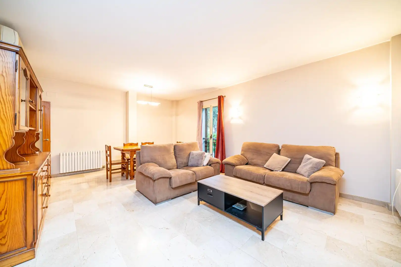 Ground floor with lift for sale in Carrer de l'Illa de Rodes, imagen 8