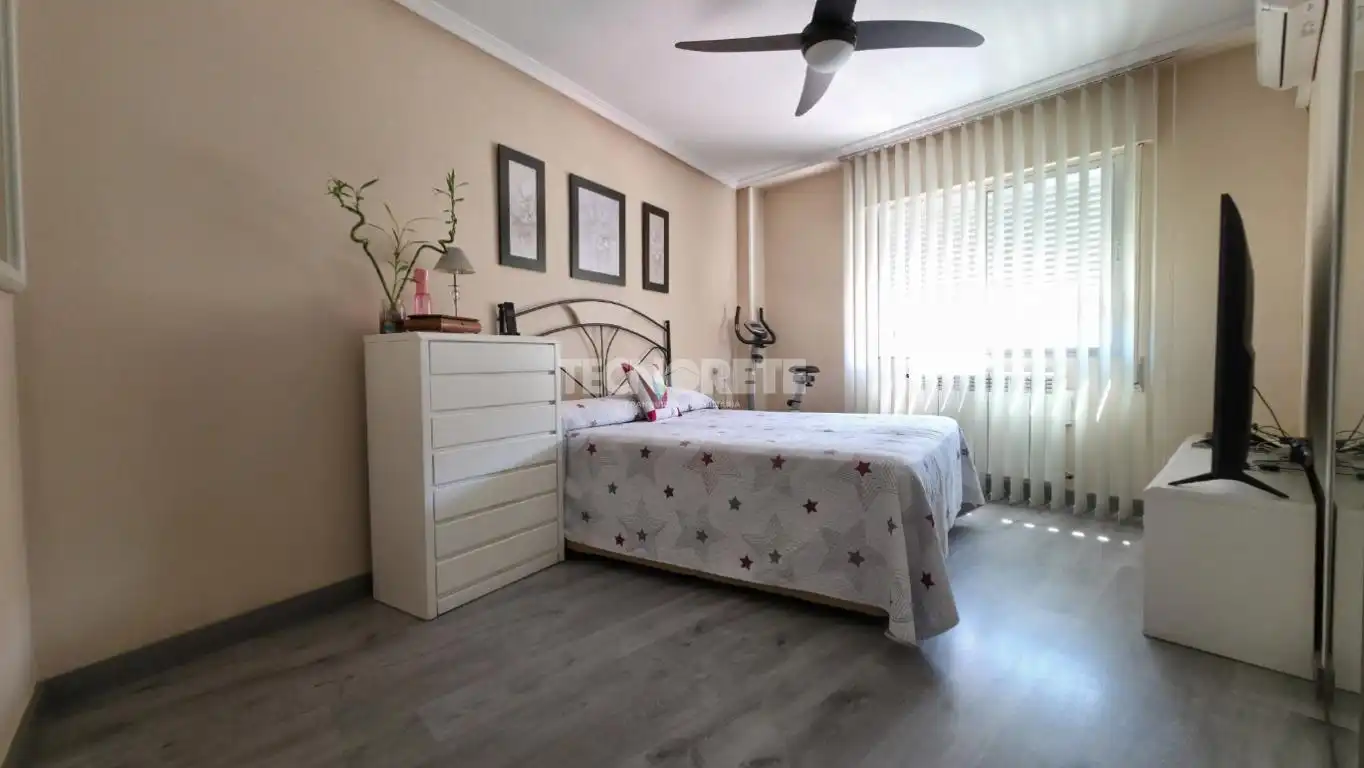 Habitación de Piso en venta en Guadalajara con Aire acondicionado, Calefacción y Balcón