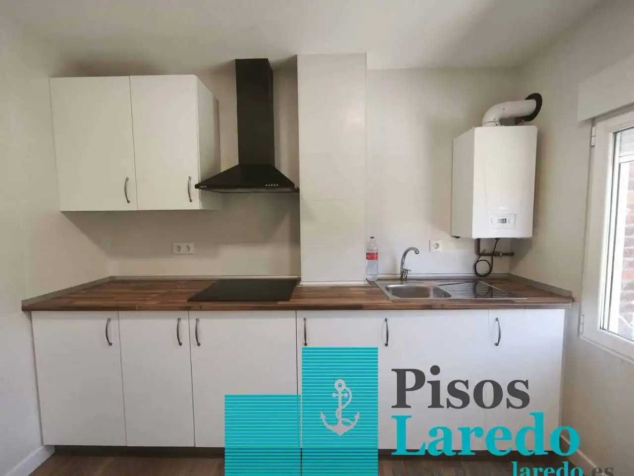 Kitchen of Flat for sale in Ampuero  with Heating and Parquet flooring