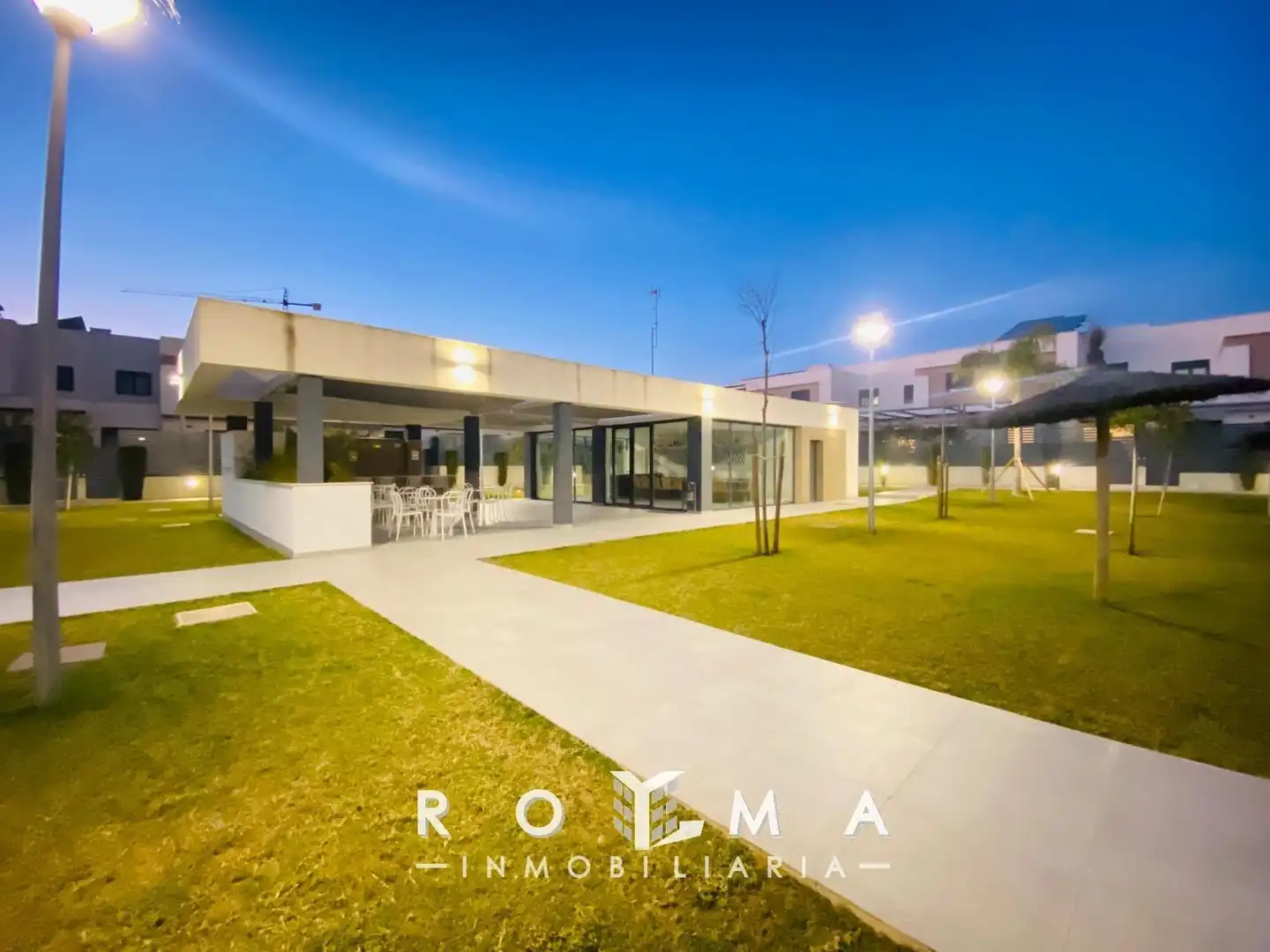 Casa a schiera con terrazza in affitto a Entrenúcleos, imagen 36