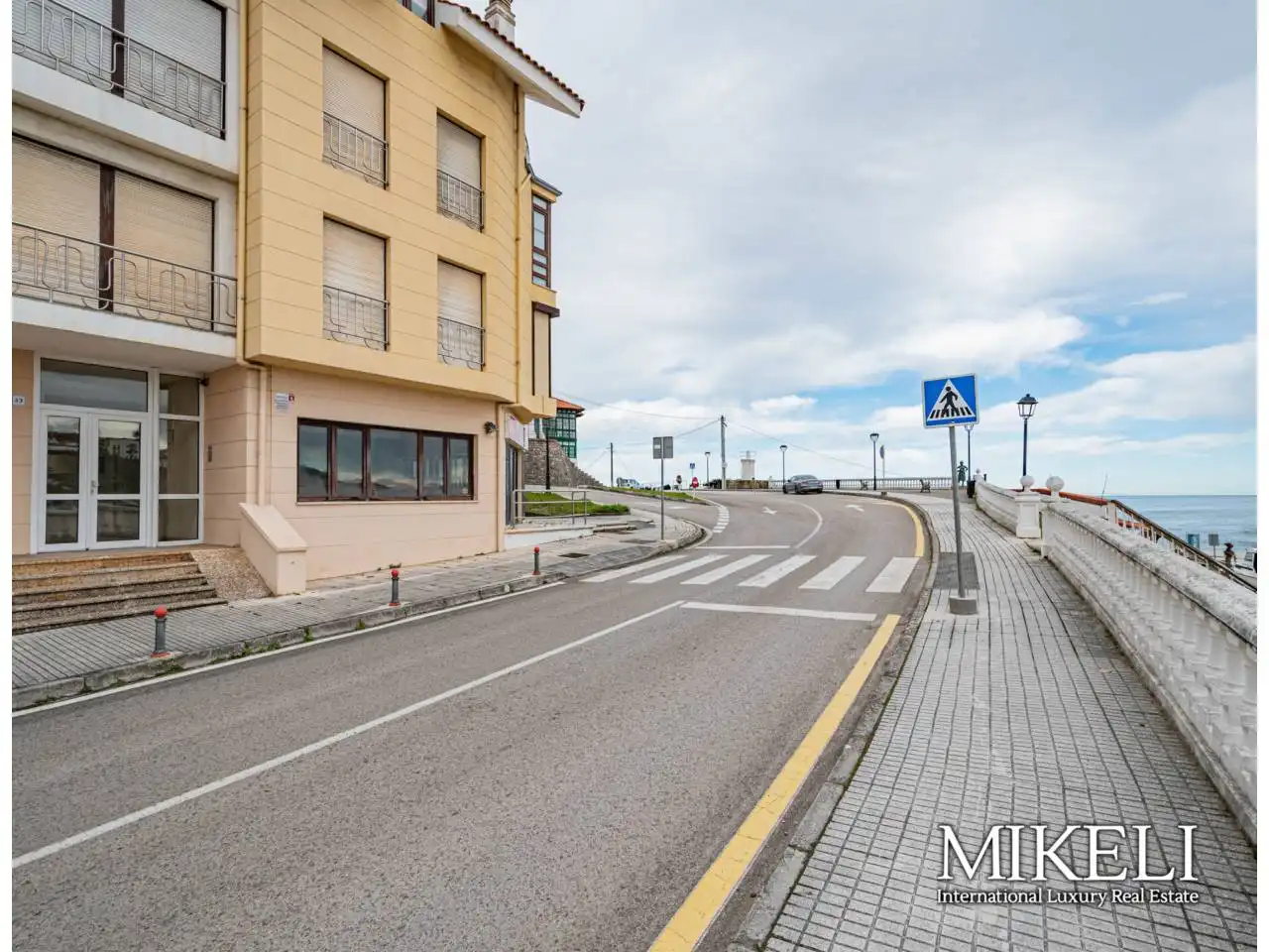 Commercial properties for sale in Paseo MUELLE, Comillas (Cantabria)