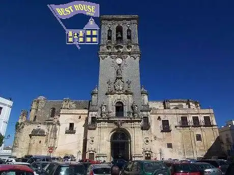 Vista exterior de Casa adosada en venda en Arcos de la Frontera amb Moblat